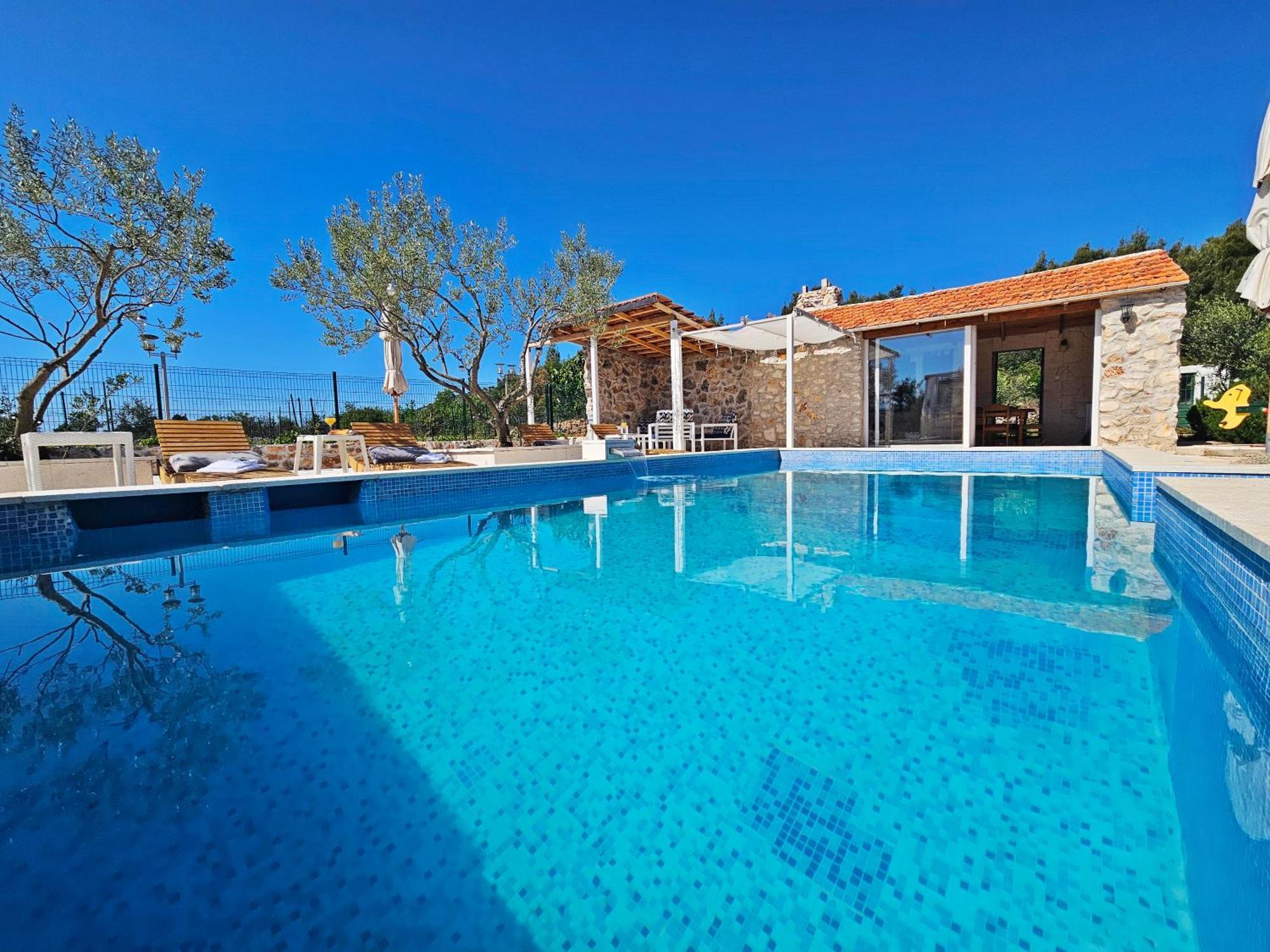 فيلا Flamingo - House With Private Pool Gornji Seget المظهر الخارجي الصورة