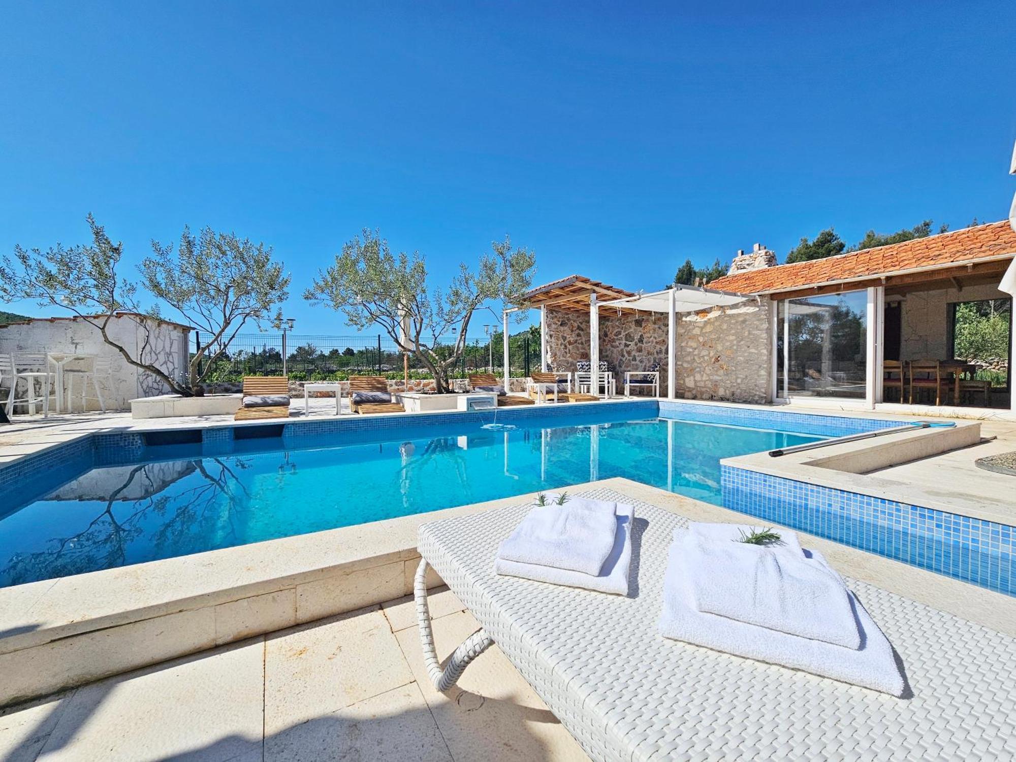 فيلا Flamingo - House With Private Pool Gornji Seget المظهر الخارجي الصورة